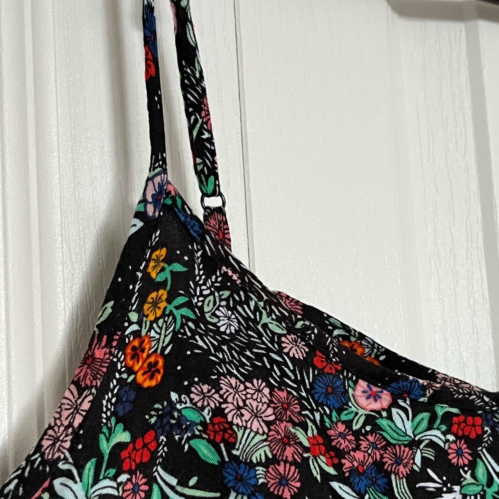 💫2/$20 H&M Divided floral romper size 4 - Picture 2 of 11
